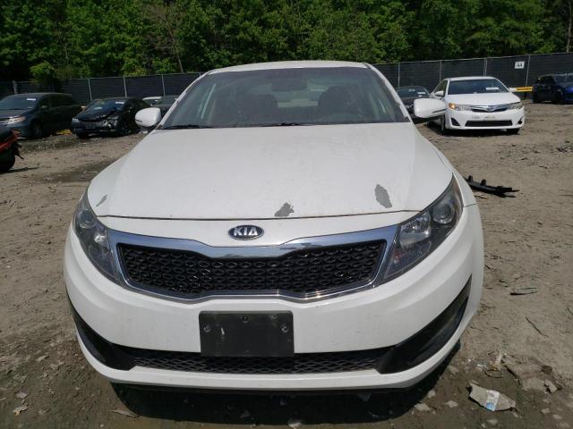 5XXGM4A7XDG234043 - 2013 KIA OPTIMA LX WHITE photo 5