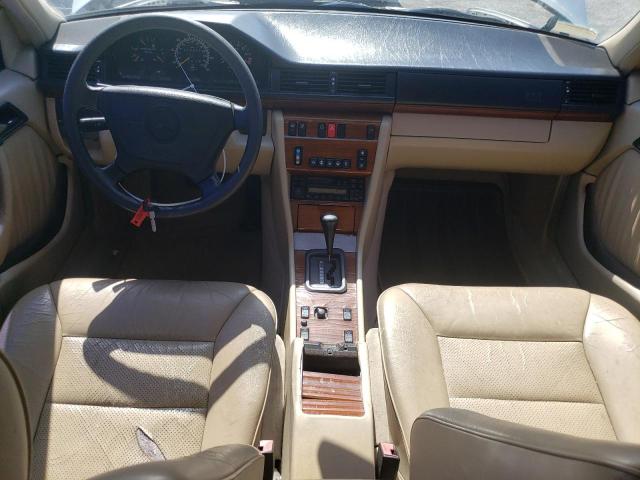 WDBEA32E2SC200696 - 1995 MERCEDES-BENZ E 320 BASE TAN photo 8