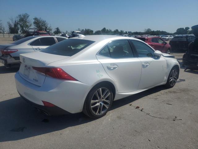 JTHBA1D25J5082124 - 2018 LEXUS IS 300 WHITE photo 3