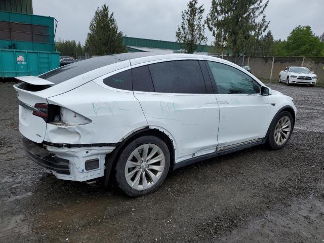 5YJXCBE26GF019062 - 2016 TESLA MODEL X WHITE photo 3