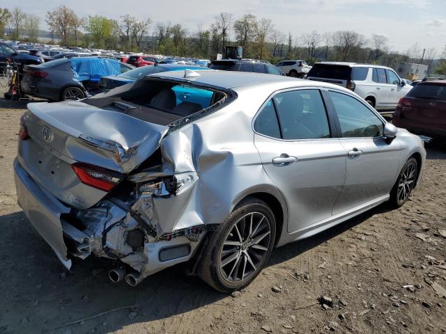 4T1T11BK2NU054197 - 2022 TOYOTA CAMRY SE SILVER photo 3