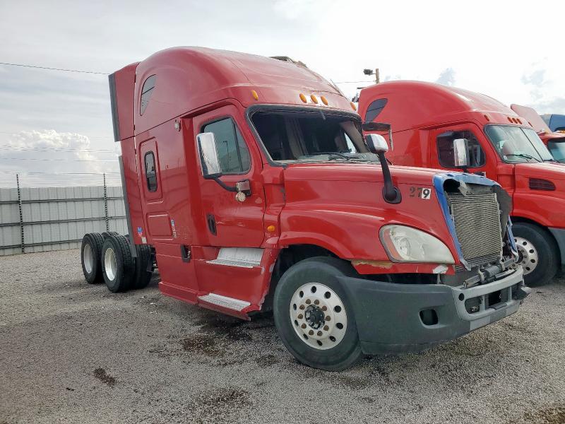 2013 FREIGHTLINER CASCADIA 1, 