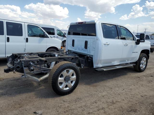 1GC4YPEYXNF362584 - 2022 CHEVROLET SILVERADO K2500 HEAVY DUTY LTZ WHITE photo 3