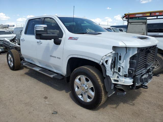 1GC4YPEYXNF362584 - 2022 CHEVROLET SILVERADO K2500 HEAVY DUTY LTZ WHITE photo 4