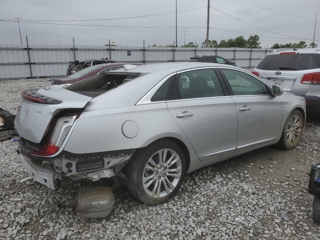 2G61M5S33K9153027 - 2019 CADILLAC XTS LUXURY SILVER photo 3