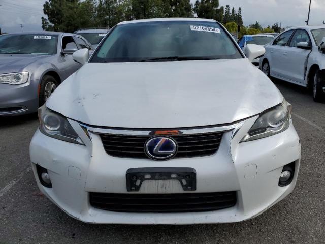 JTHKD5BH0B2038850 - 2011 LEXUS CT 200 WHITE photo 5