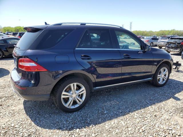 4JGDA5HB3CA020562 - 2012 MERCEDES-BENZ ML 350 4MATIC BLUE photo 3