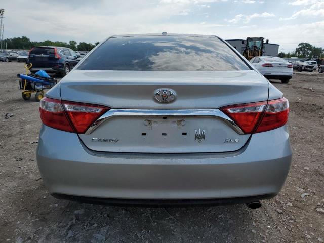 4T1BF1FK9HU657711 - 2017 TOYOTA CAMRY LE SILVER photo 6