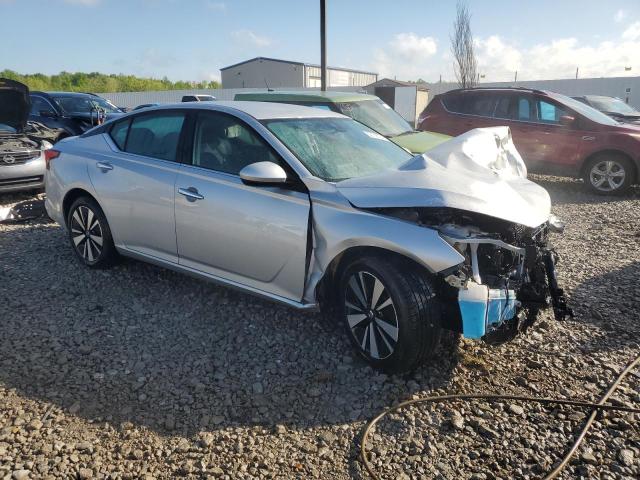 1N4BL4DV5MN328249 - 2021 NISSAN ALTIMA SV SILVER photo 4