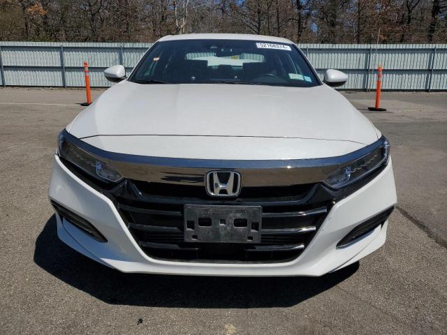 1HGCV1F3XJA209104 - 2018 HONDA ACCORD SPORT WHITE photo 5