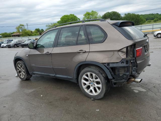 5UXZV4C57CL989990 - 2012 BMW X5 XDRIVE35I BROWN photo 2