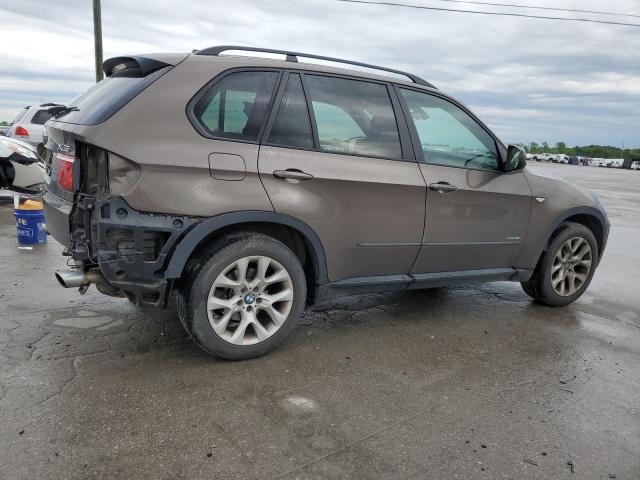 5UXZV4C57CL989990 - 2012 BMW X5 XDRIVE35I BROWN photo 3