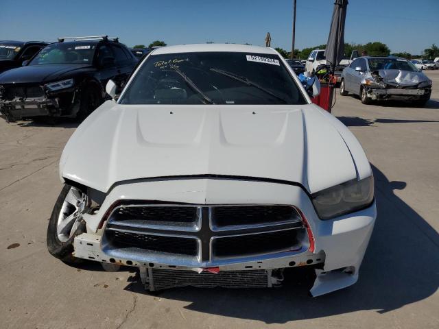 2C3CDXBG2DH502082 - 2013 DODGE CHARGER SE WHITE photo 5