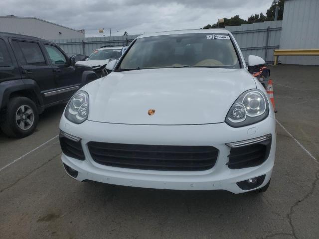 WP1AA2A29HKA85075 - 2017 PORSCHE CAYENNE WHITE photo 5