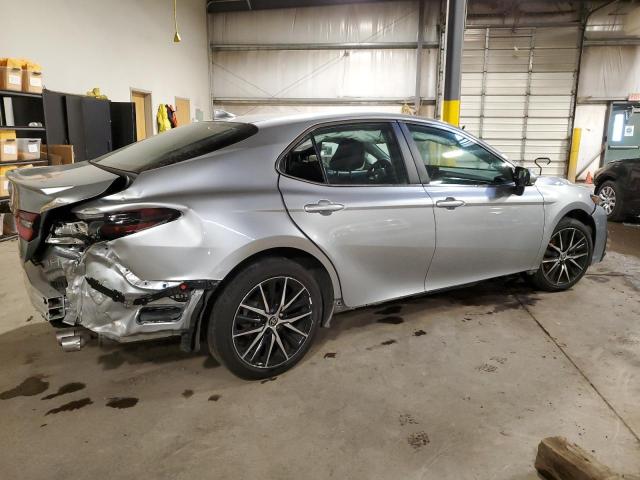 4T1G11AK9PU801123 - 2023 TOYOTA CAMRY SE NIGHT SHADE SILVER photo 3