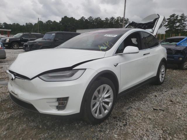 5YJXCDE27LF248453 - 2020 TESLA MODEL X WHITE photo 2