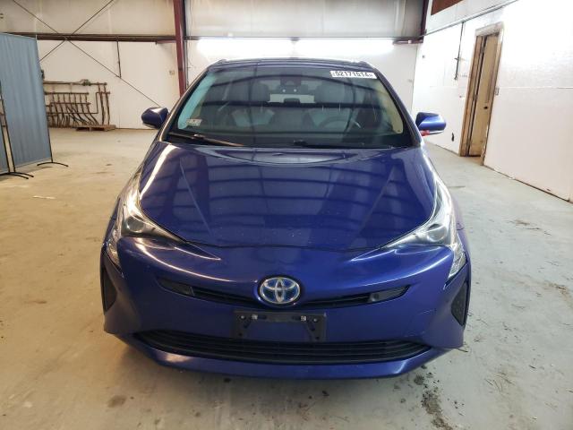 JTDKBRFU7J3083220 - 2018 TOYOTA PRIUS BLUE photo 5