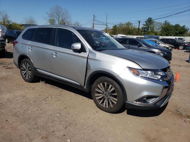 JA4AD3A33KZ045493 - 2019 MITSUBISHI OUTLANDER SE SILVER photo 4