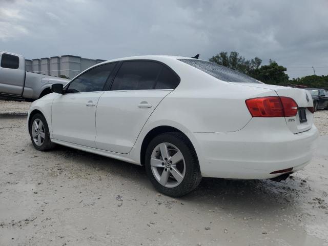 3VWLL7AJ2EM266867 - 2014 VOLKSWAGEN JETTA TDI WHITE photo 2