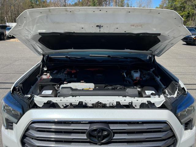 7SVAAABA5PX006882 - 2023 TOYOTA SEQUOIA SR5 WHITE photo 8