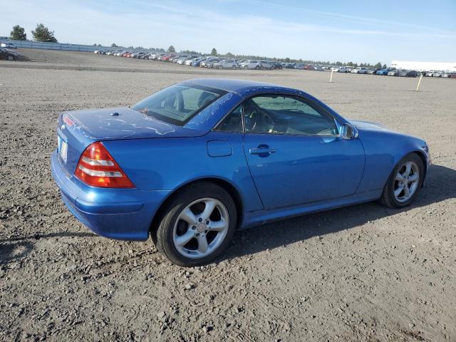 WDBKK65F61F187454 - 2001 MERCEDES-BENZ SLK 320 BLUE photo 3