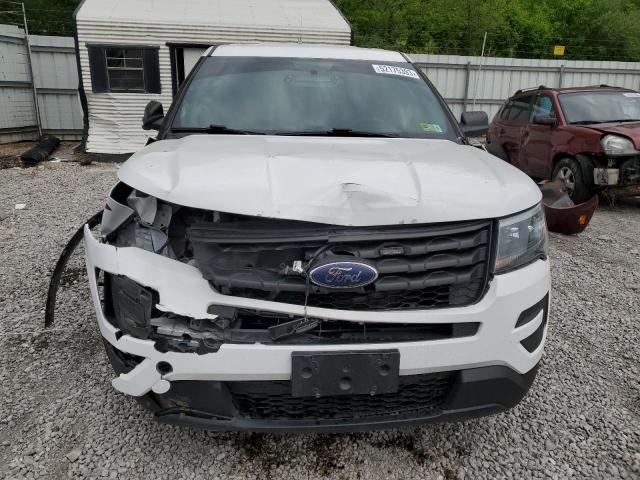 1FM5K8AR8JGA21873 - 2018 FORD EXPLORER POLICE INTERCEPTOR WHITE photo 5
