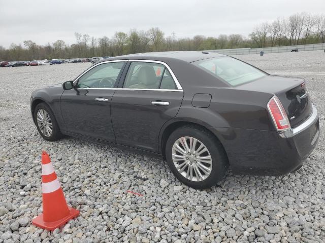 2C3CCAKT2DH646633 - 2013 CHRYSLER 300C BROWN photo 2