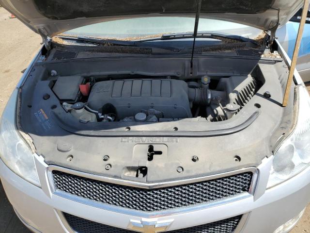 1GNKVJED3CJ109361 - 2012 CHEVROLET TRAVERSE LT GRAY photo 12