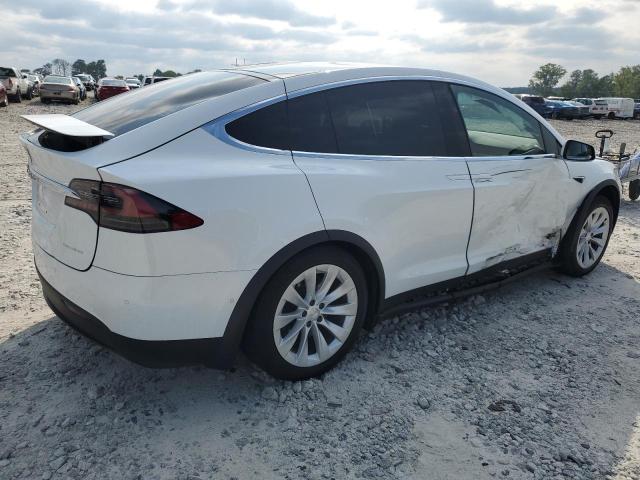 5YJXCBE24KF207426 - 2019 TESLA MODEL X WHITE photo 3