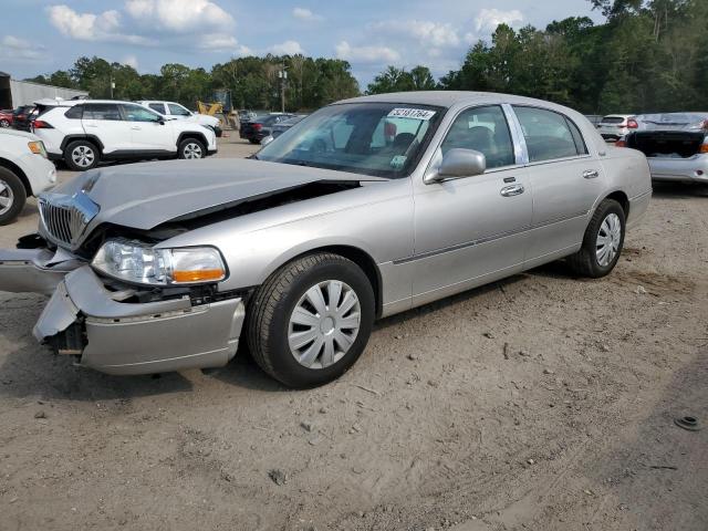 2010 LINCOLN TOWN CAR SIGNATURE LIMITED, 