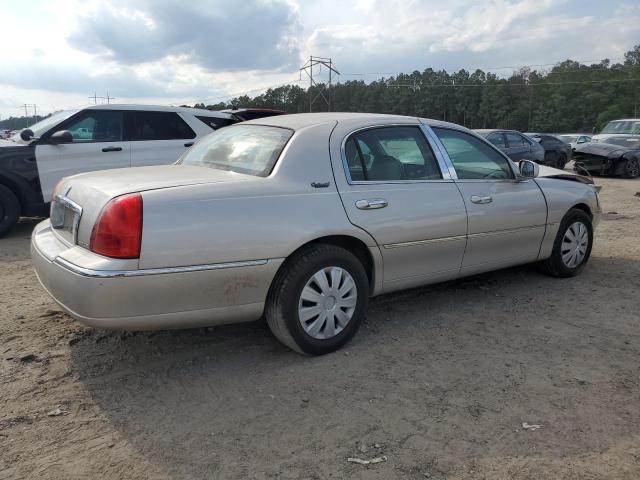 2LNBL8CV2AX623950 - 2010 LINCOLN TOWN CAR SIGNATURE LIMITED SILVER photo 3