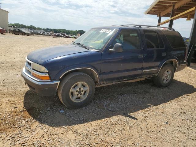 1GNDT13W2W2299185 - 1998 CHEVROLET BLAZER BLUE photo 1