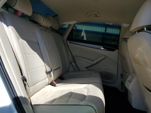 1VWDT7A32HC027833 - 2017 VOLKSWAGEN PASSAT R-LINE Ağ foto 10