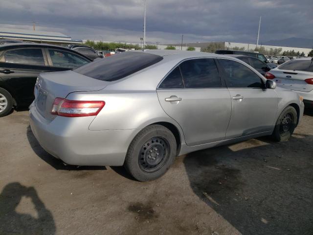 4T4BF3EK0BR200991 - 2011 TOYOTA CAMRY BASE SILVER photo 3