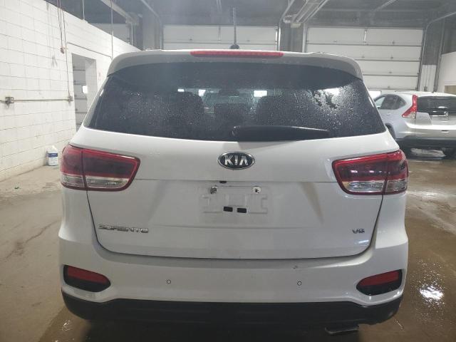 5XYPGDA50KG589494 - 2019 KIA SORENTO LX WHITE photo 6