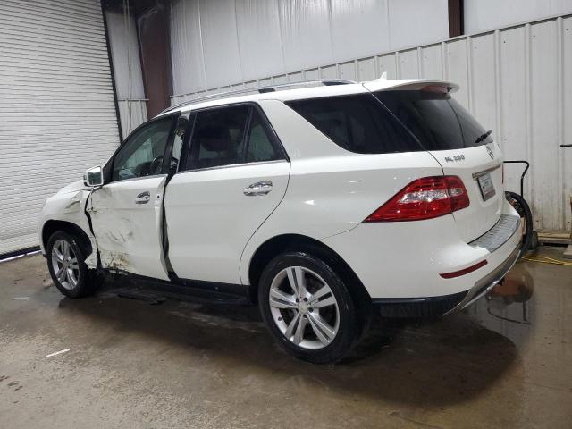 4JGDA5HB8DA180261 - 2013 MERCEDES-BENZ ML 350 4MATIC WHITE photo 2