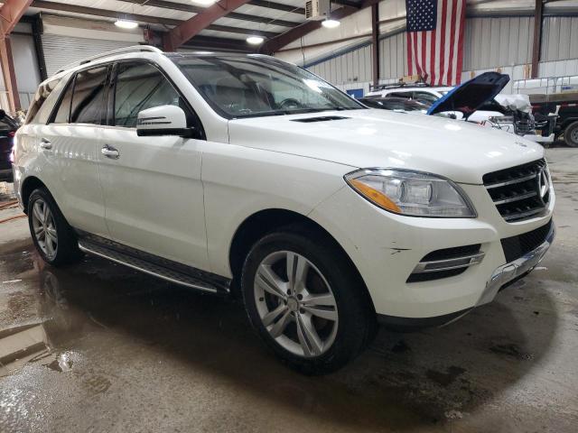 4JGDA5HB8DA180261 - 2013 MERCEDES-BENZ ML 350 4MATIC WHITE photo 4