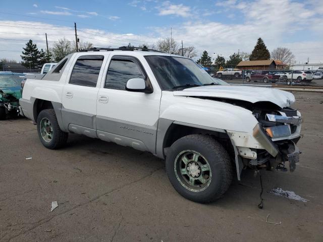 3GNGK23GX2G159904 - 2002 CHEVROLET AVALANCHE K2500 WHITE photo 4