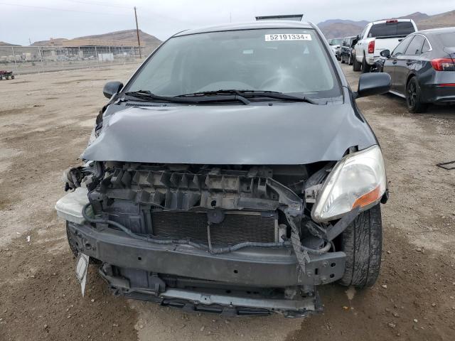 JTDBT903184014833 - 2008 TOYOTA YARIS GRAY photo 5