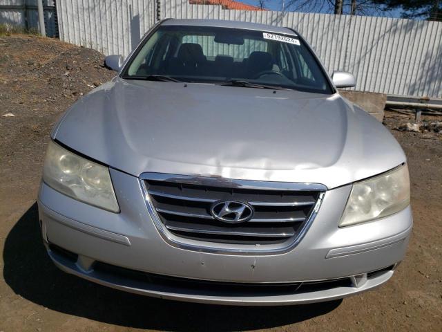 5NPET4AC9AH599059 - 2010 HYUNDAI SONATA GLS SILVER photo 5