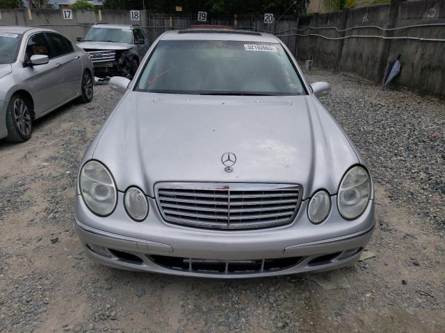 WDBUF70JX4A603036 - 2004 MERCEDES-BENZ E 500 SILVER photo 5