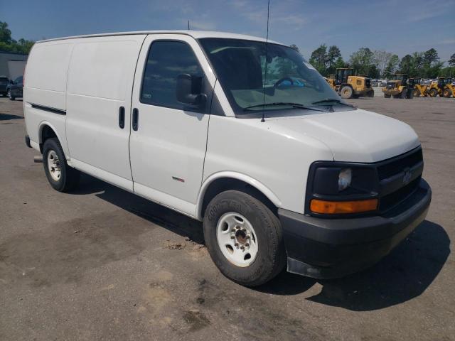 1GCWGAF13H1211842 - 2017 CHEVROLET EXPRESS G2 WHITE photo 4