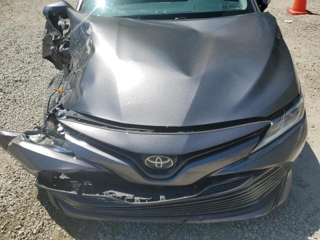 4T1B11HKXJU074260 - 2018 TOYOTA CAMRY L CHARCOAL photo 11