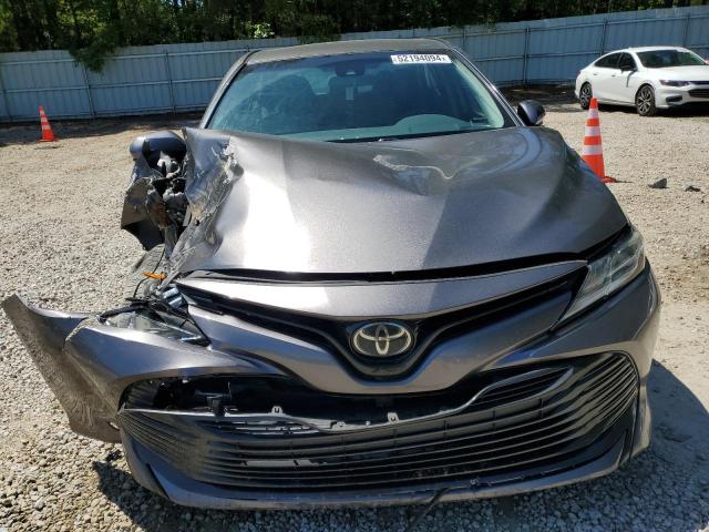 4T1B11HKXJU074260 - 2018 TOYOTA CAMRY L CHARCOAL photo 5