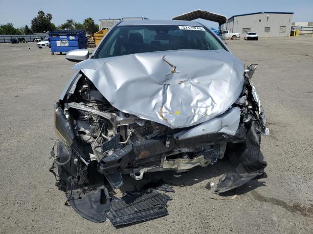 5YFBURHE4HP644314 - 2017 TOYOTA COROLLA L SILVER photo 5