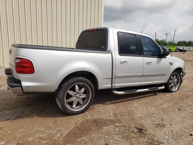 1FTRW07623KC69576 - 2003 FORD F150 SUPERCREW SILVER photo 3