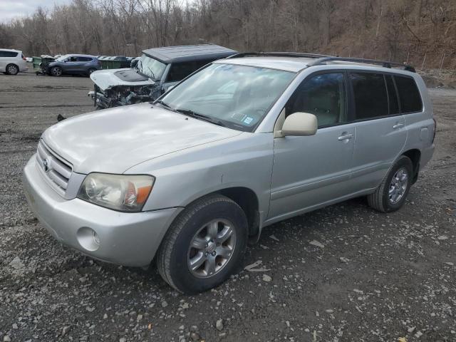 2004 TOYOTA HIGHLANDER BASE, null