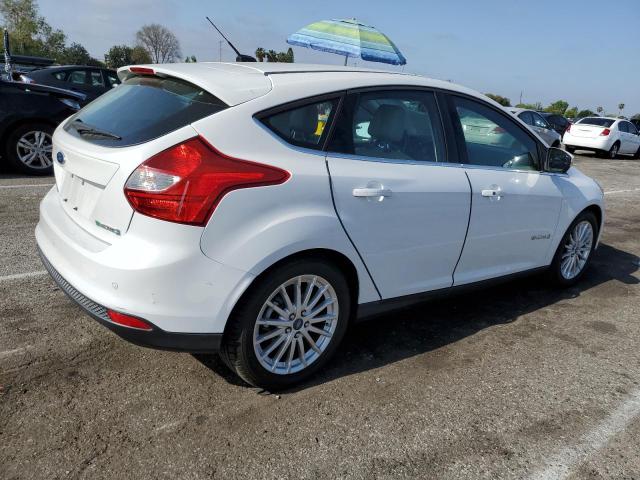 1FAHP3R41CL458323 - 2012 FORD FOCUS BEV WHITE photo 3