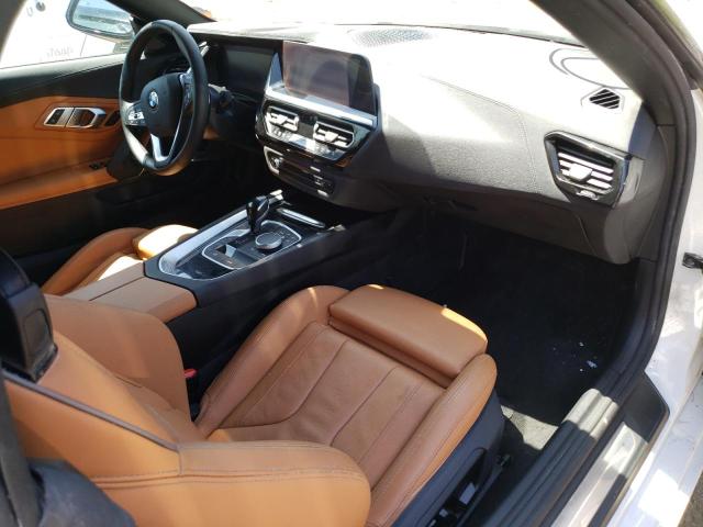 WBAHF3C01NWX41550 - 2022 BMW Z4 SDRIVE30I WHITE photo 8