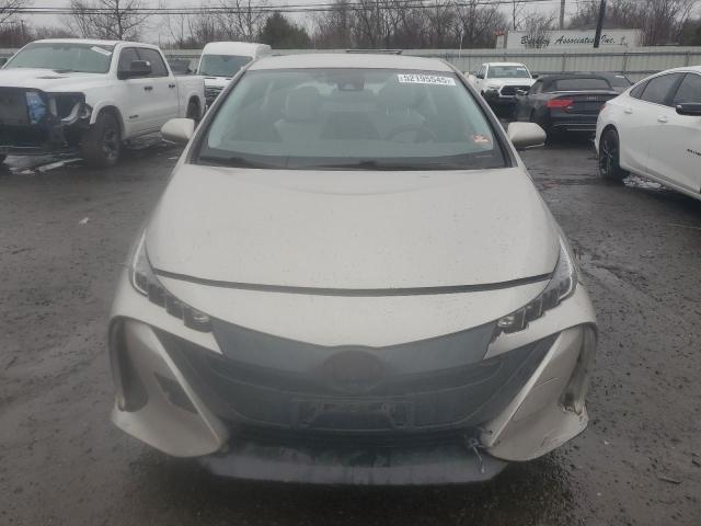 JTDKARFP1H3004602 - 2017 TOYOTA PRIUS PRIM BEIGE photo 5